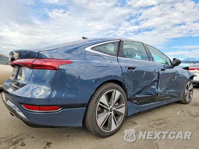 Trzecie zdjęcie samochodu z tyłu: 2025 AUDI A6 E-TRON PREMIUM 60 VIN:WAU1DAGH2SA022487 - miniatura