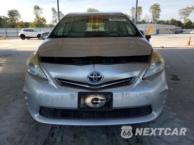 Piąte zdjęcie samochodu w środku: 2014 TOYOTA PRIUS V TWO VIN:JTDZN3EU3E3328735 - miniatura
