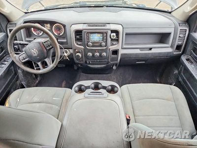 Zdjęcie 8 z 13 samochodu: 2018 RAM 1500 ST VIN:1C6RR7FT0JS200817 - miniatura