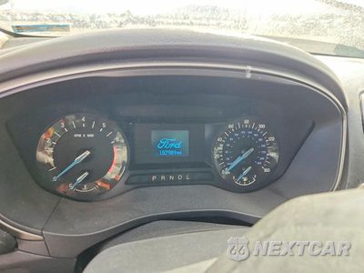Zdjęcie 9 z 14 samochodu: 2017 FORD FUSION S VIN:3FA6P0G76HR105779 - miniatura