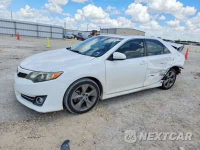 2014 TOYOTA CAMRY SE V6 4T1BK1FK3EU024144 - główne zdjęcie licytacji z USA - miniatura
