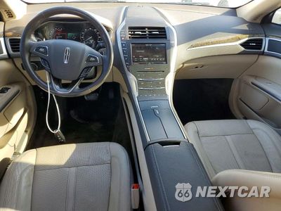 Zdjęcie 8 z 12 samochodu: 2016 LINCOLN MKZ VIN:3LN6L2G97GR611585 - miniatura