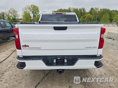 Zdjęcie 6 z 12 samochodu: 2023 CHEVROLET SILVERADO K1500 CUSTOM VIN:1GCPDBEK4PZ153236 - miniatura