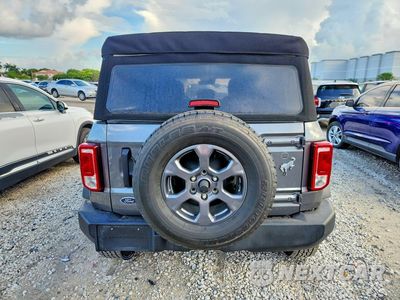 Zdjęcie 6 z 13 samochodu: 2022 FORD BRONCO BASE VIN:1FMDE5BH3NLA79166 - miniatura