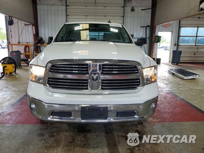 Piąte zdjęcie samochodu w środku: 2016 RAM 1500 SLT VIN:3C6RR7LT4GG130811 - miniatura