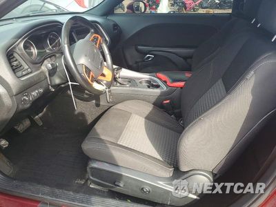 Zdjęcie 7 z 13 samochodu: 2019 DODGE CHALLENGER SXT VIN:2C3CDZGGXKH759749 - miniatura