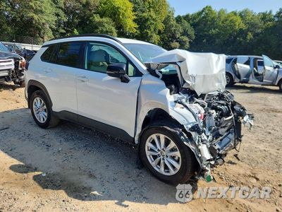 Czwarte zdjęcie samochodu z boku: 2026 TOYOTA COROLLA CROSS LE VIN:7MUCAAAG5TV171667 - miniatura