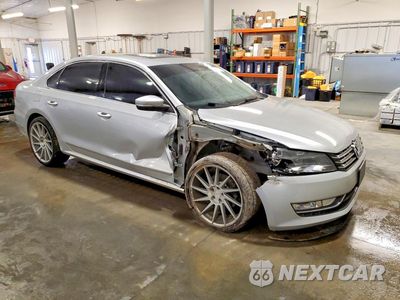 Czwarte zdjęcie samochodu z boku: 2014 VOLKSWAGEN PASSAT SEL VIN:1VWCN7A3XEC107964 - miniatura