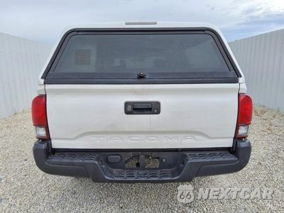 Zdjęcie 6 z 13 samochodu: 2021 TOYOTA TACOMA SR VIN:3TYRX5GN5MT011052 - miniatura