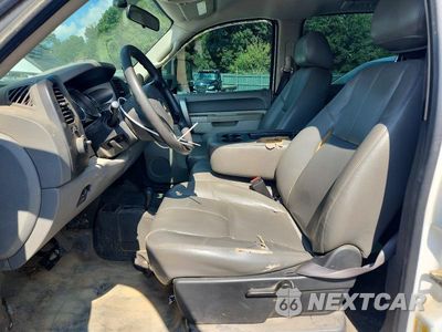 Zdjęcie 7 z 12 samochodu: 2014 CHEVROLET SILVERADO K3500 VIN:1GC4KZC86EF162396 - miniatura