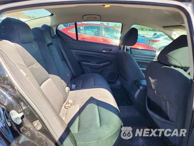 Zdjęcie 10 z 12 samochodu: 2019 NISSAN ALTIMA S VIN:1N4BL4BV6KC133076 - miniatura