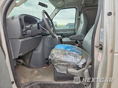 Zdjęcie 7 z 13 samochodu: 2003 FORD E250 VAN VIN:1FTNE24213HA32105 - miniatura