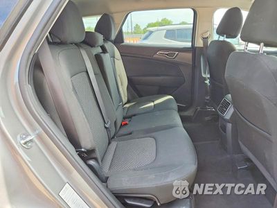 Zdjęcie 11 z 13 samochodu: 2024 KIA SPORTAGE LX VIN:KNDPU3DF7R7299770 - miniatura