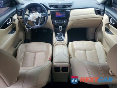 Zdjęcie 8 z 12 samochodu: 2017 NISSAN ROGUE SL VIN:5N1AT2MV6HC744477 - miniatura