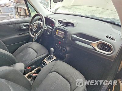 Zdjęcie 8 z 12 samochodu: 2015 JEEP RENEGADE LATITUDE VIN:ZACCJABT0FPB65768 - miniatura