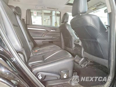 Zdjęcie 11 z 13 samochodu: 2018 TOYOTA HIGHLANDER XLE VIN:5TDJZRFH6JS893575 - miniatura