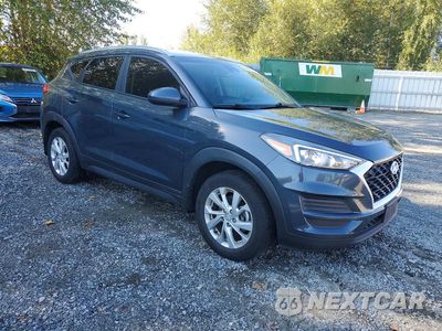 Czwarte zdjęcie samochodu z boku: 2020 HYUNDAI TUCSON VALUE VIN:KM8J3CA48LU106462 - miniatura