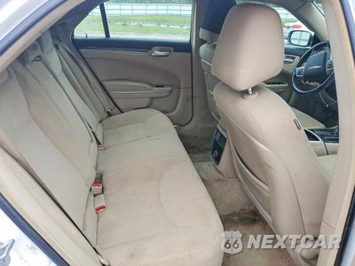 Zdjęcie 10 z 12 samochodu: 2011 CHRYSLER 300 VIN:2C3CA4CG8BH541178 - miniatura