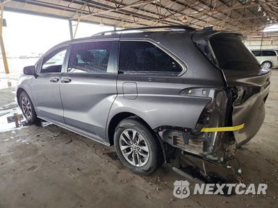 Drugie zdjęcie samochodu z przodu: 2021 TOYOTA SIENNA XLE VIN:5TDYRKEC4MS062575 - miniatura