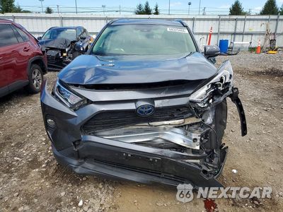 Piąte zdjęcie samochodu w środku: 2020 TOYOTA RAV4 HYBRID XLE VIN:JTMRWRFV3LD534667 - miniatura