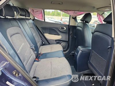 Zdjęcie 11 z 13 samochodu: 2021 HYUNDAI VENUE DENIM VIN:KMHRC8A38MU094404 - miniatura