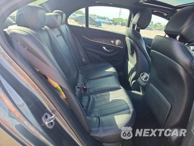 Zdjęcie 10 z 12 samochodu: 2019 MERCEDES-BENZ E 300 4MATIC VIN:WDDZF4KB4KA507532 - miniatura