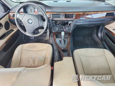 Zdjęcie 8 z 12 samochodu: 2011 BMW 328 I SULEV VIN:WBAPH5G59BNM81942 - miniatura