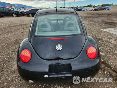 Zdjęcie 6 z 12 samochodu: 2000 VOLKSWAGEN NEW BEETLE GLX VIN:3VWDD21C5YM493111 - miniatura