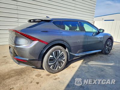 Trzecie zdjęcie samochodu z tyłu: 2023 KIA EV6 WIND VIN:KNDC34LA9P5111630 - miniatura
