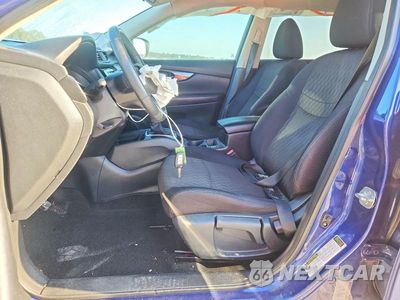 Zdjęcie 7 z 14 samochodu: 2019 NISSAN ROGUE S VIN:5N1AT2MT6KC757901 - miniatura
