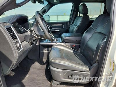 Zdjęcie 7 z 13 samochodu: 2016 RAM 2500 LONGHORN VIN:3C6UR5PL2GG350070 - miniatura
