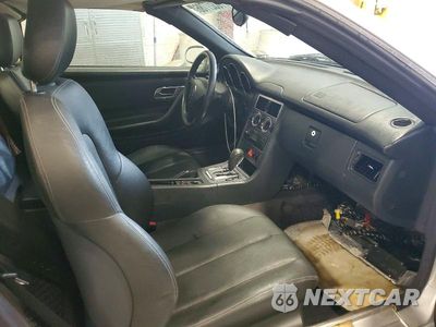 Zdjęcie 10 z 13 samochodu: 2003 MERCEDES-BENZ SLK 230 KOMPRESSOR VIN:WDBKK49F73F284406 - miniatura