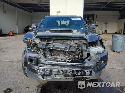 Piąte zdjęcie samochodu w środku: 2016 TOYOTA TACOMA TRD SPORT VIN:5TFAZ5CN1GX008401 - miniatura