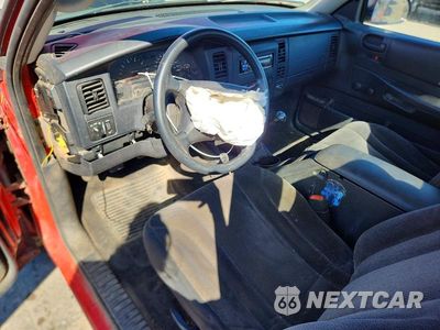 Zdjęcie 8 z 13 samochodu: 2003 DODGE DAKOTA SXT VIN:1D7FL16X93S333453 - miniatura