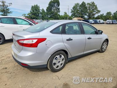 Trzecie zdjęcie samochodu z tyłu: 2013 FORD FOCUS S VIN:1FADP3E27DL118680 - miniatura