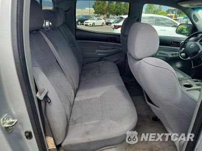 Zdjęcie 6 z 10 samochodu: 2006 TOYOTA TACOMA DOUBLE CAB PRERUNNER VIN:3TMJU62N16M016170 - miniatura