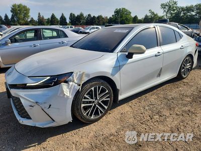 2025 TOYOTA CAMRY XLE 4T1DBADK2SU003616 - główne zdjęcie licytacji z USA - miniatura