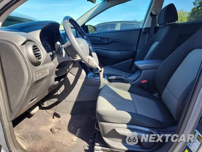 Zdjęcie 7 z 13 samochodu: 2018 HYUNDAI KONA SEL VIN:KM8K22AA5JU115446 - miniatura