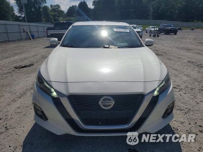 Piąte zdjęcie samochodu w środku: 2019 NISSAN ALTIMA SV VIN:1N4BL4DV5KC155941 - miniatura