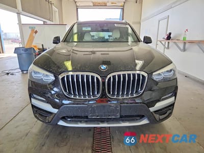 Piąte zdjęcie samochodu w środku: 2019 BMW X3 XDRIVE30I VIN:5UXTR9C59KLP91000 - miniatura