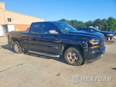 Czwarte zdjęcie samochodu z boku: 2017 CHEVROLET SILVERADO C1500 CUSTOM VIN:1GCRCPEH7HZ220040 - miniatura