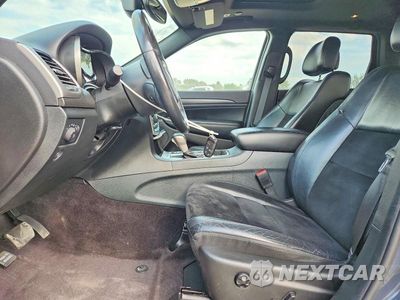 Zdjęcie 7 z 13 samochodu: 2018 JEEP GRAND CHEROKEE LAREDO VIN:1C4RJFAG5JC285569 - miniatura