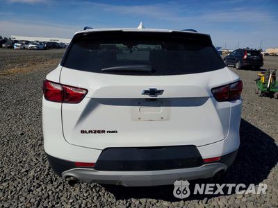 Zdjęcie 6 z 13 samochodu: 2021 CHEVROLET BLAZER 3LT VIN:3GNKBJRS1MS539293 - miniatura