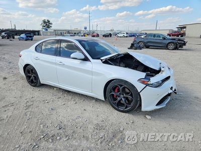 Czwarte zdjęcie samochodu z boku: 2017 ALFA ROMEO GIULIA TI VIN:ZARFAECNXH7536491 - miniatura