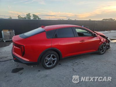 Trzecie zdjęcie samochodu z tyłu: 2025 KIA K4 LXS VIN:3KPFT4DE7SE186404 - miniatura