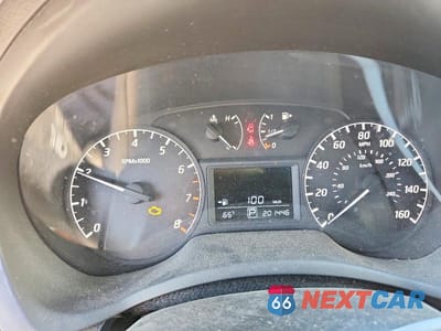 Zdjęcie 9 z 12 samochodu: 2014 NISSAN SENTRA S VIN:3N1AB7AP9EY246290 - miniatura