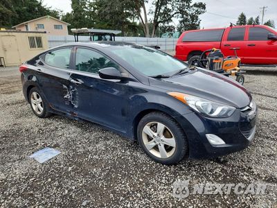 Czwarte zdjęcie samochodu z boku: 2012 HYUNDAI ELANTRA GLS VIN:5NPDH4AE8CH127193 - miniatura