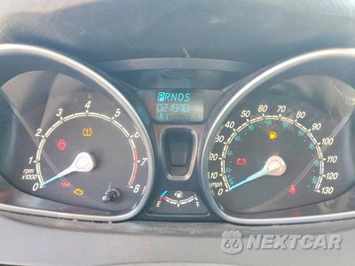 Zdjęcie 9 z 12 samochodu: 2015 FORD FIESTA TITANIUM VIN:3FADP4FJ3FM109990 - miniatura