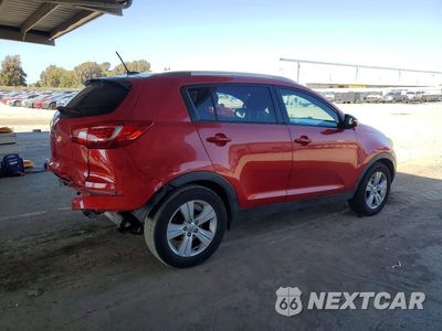 Trzecie zdjęcie samochodu z tyłu: 2011 KIA SPORTAGE LX VIN:KNDPB3A27B7100228 - miniatura