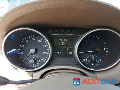 Zdjęcie 9 z 13 samochodu: 2009 MERCEDES-BENZ GL VIN:4JGBF25E99A482235 - miniatura